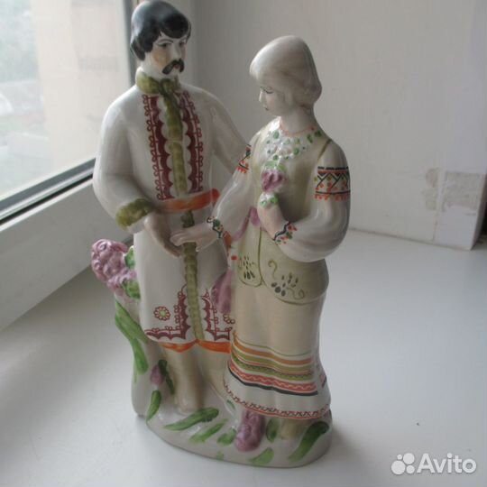 Советская фарфоровая статуэтка