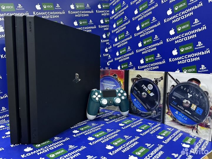 PS4 PRO 1tb,плюс 3 диска,гарантия