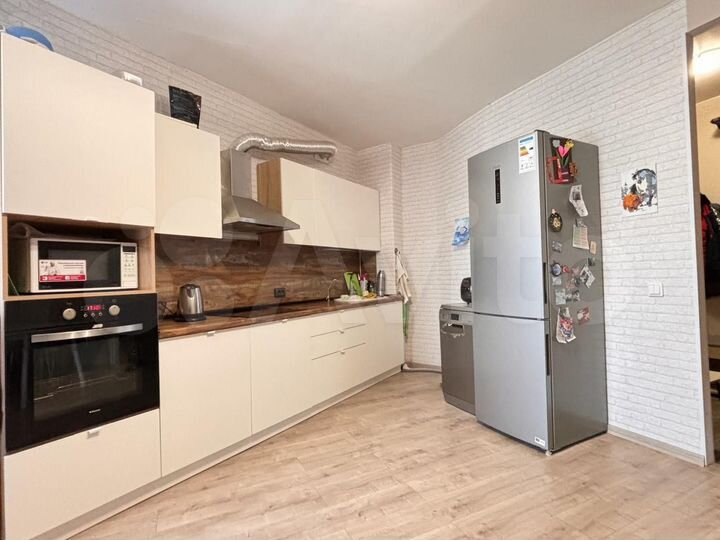 4-к. квартира, 84,4 м², 12/17 эт.