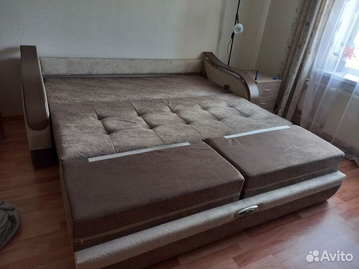 Диван 