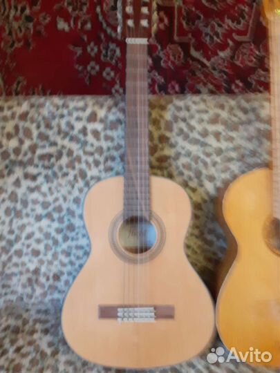 Классическая гитара бу