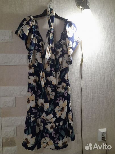 Платье с поясом