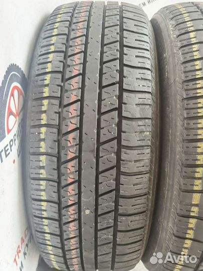 Triangle TR257 215/60 R17 96H