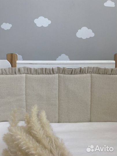 Бортики в детскую кроватку льняные с рюшами новые