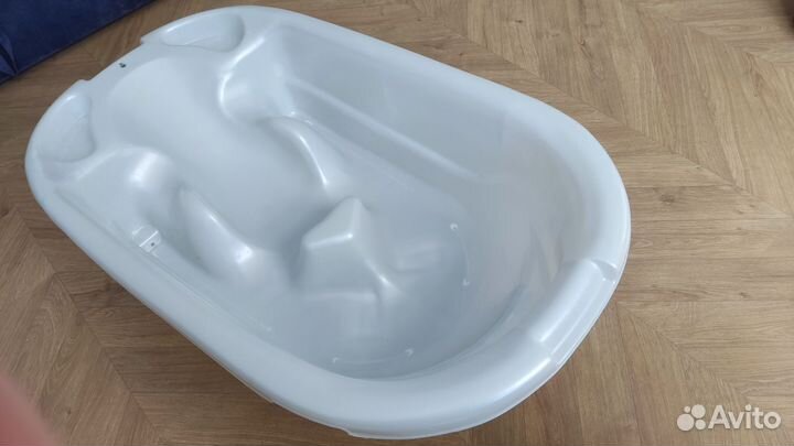 Ванночка для купания новорожденного