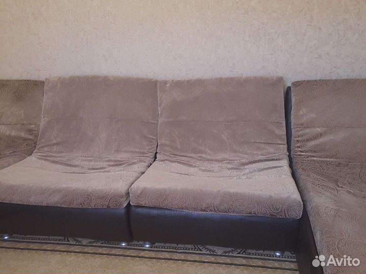 Большой угловой диван бу
