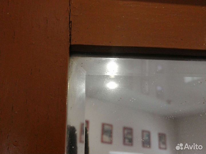 Трюмо с зеркалом