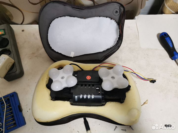 Массажная подушка