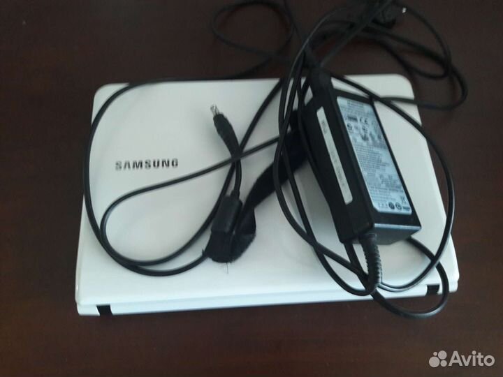 Ноутбук Samsung nc110