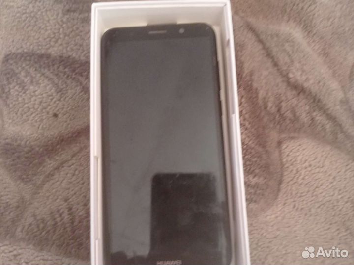 Телефон Huawei y 5