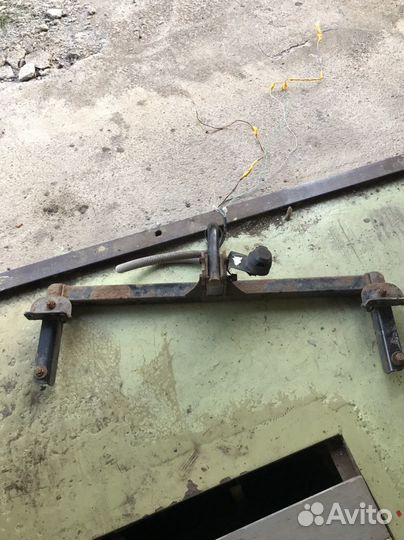 Фаркоп на chevrolet aveo T300