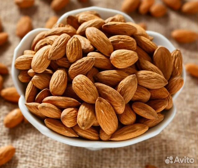 Миндаль сырой золотой