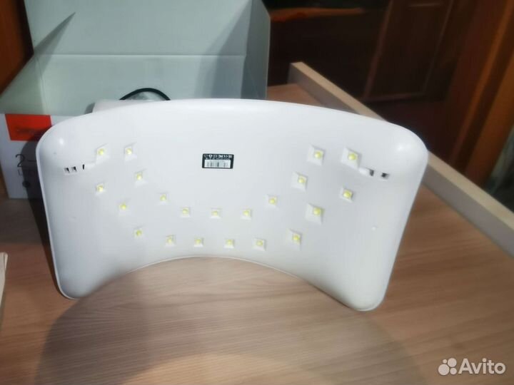 Лампа для гель-лака