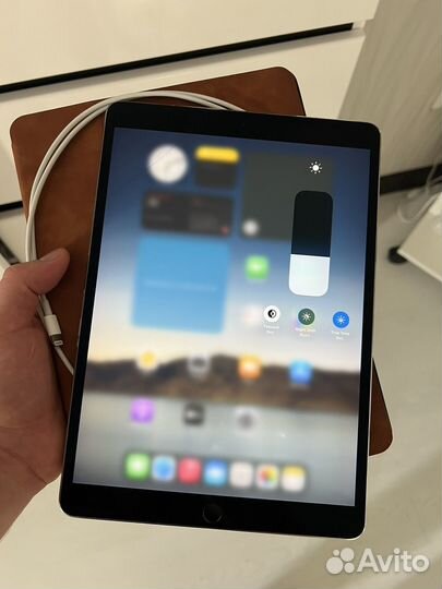 iPad pro 2017 64gb 10.5
