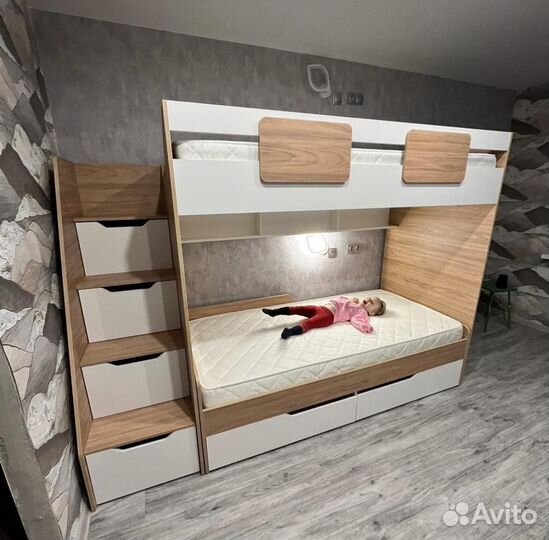 Двухъярусная кровать 90х190