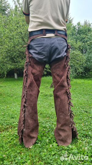 Продаю чапсы, шляпы, плащ, перчатки