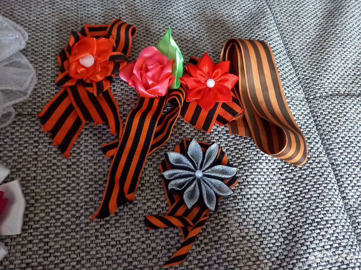 Резинки для волос