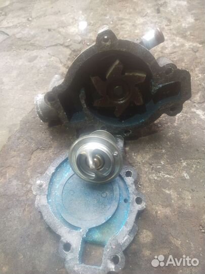 Помпа на газель 402