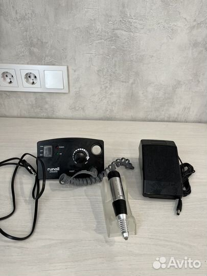 Электрическая дрель для маникюра и педикюра