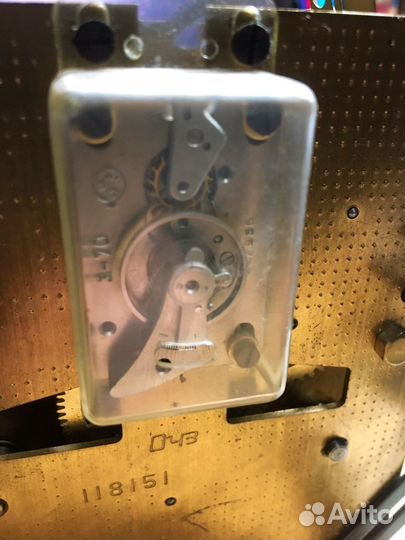 Приставка хода часы настольные Янтарь