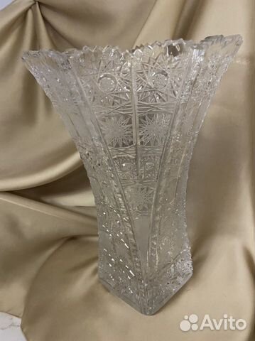 Ваза хрустальная