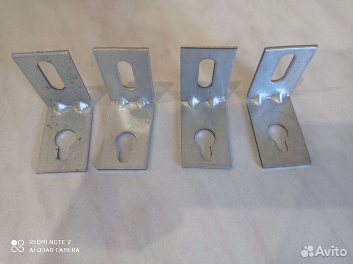 Фурнитура мебельная