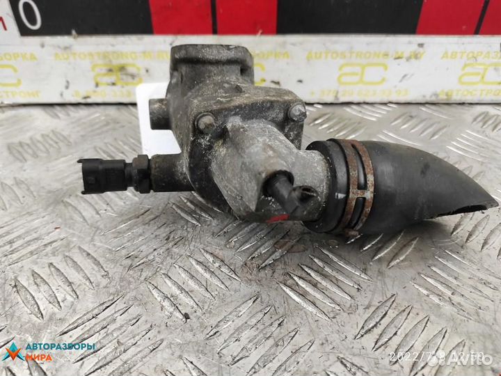 Корпус термостата Opel Astra G 2000 90573325