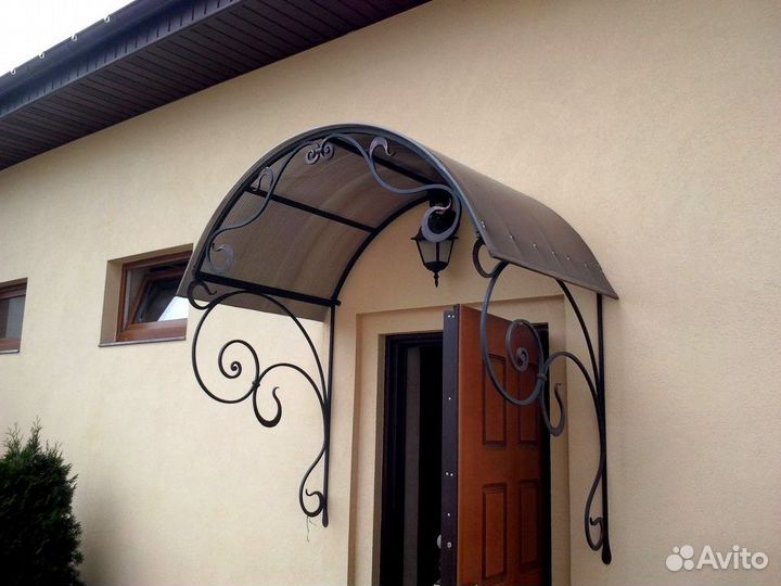 Кованый козырек