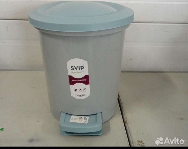 Мусорное ведро с педалью