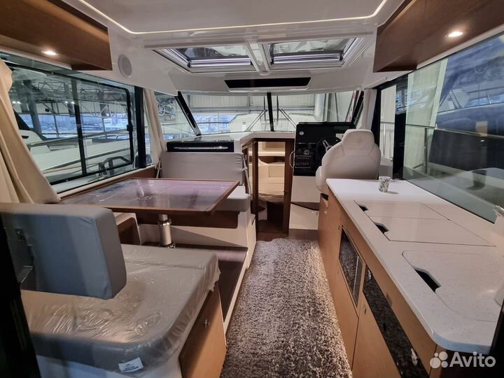 Катер Jeanneau Merry Fisher 1095 Абсолютно новый