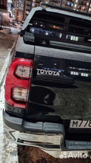 Toyota Hilux 2.7 AT, 2021, 34 000 км