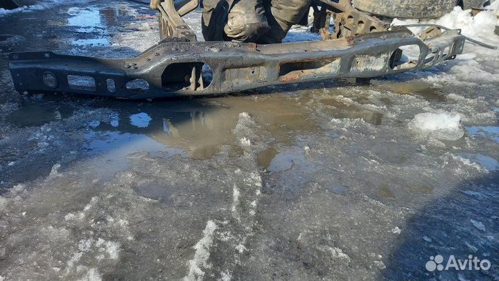 Усилитель бампера Mercedes-Benz Axor 2 2007