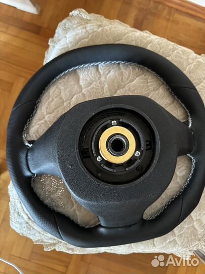 Кожаный руль LADA priora