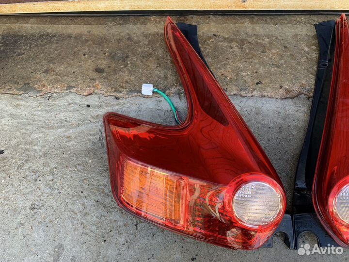 Nissan Juke - Фонарь задний левый