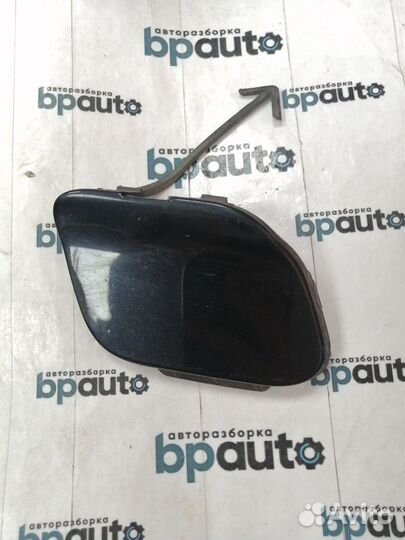 Заглушка буксир крюка переднего бампера