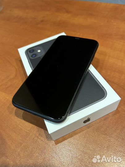 iPhone 11, 128 ГБ