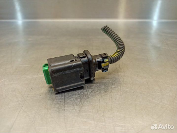 Разъём проводки двигателя Citroen Berlingo B9