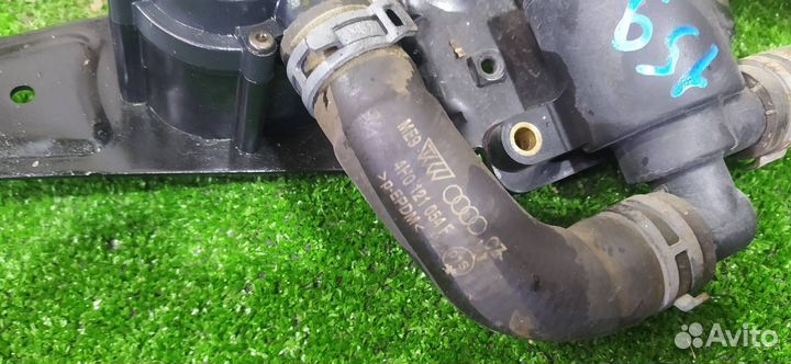 Помпа водяная Audi A8 D4 cdra 2010