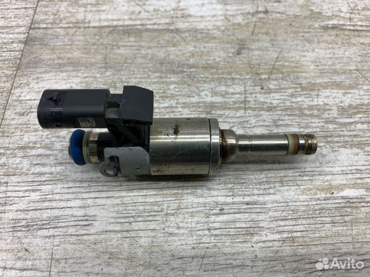 Форсунка топливная Skoda Octavia универсал cjza
