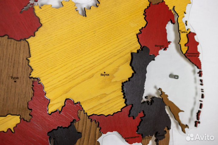 Деревянные карты мира