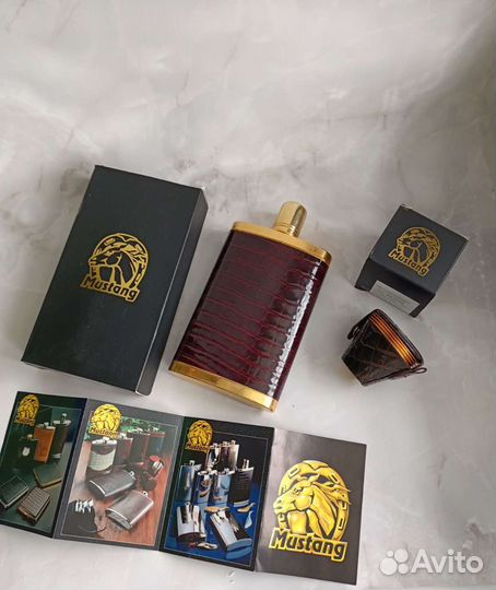 Набор фляжка и рюмки Mustang(новый)