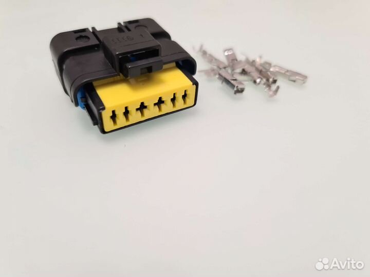 Разъём фары,дроселя Renault/бензанососа Ford,Fiat