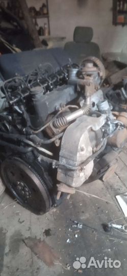 Двигатель xendai stareks