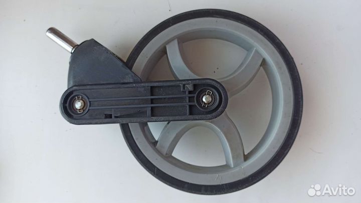 Переднее колесо hot mom