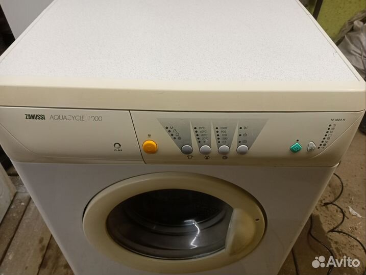 Стиральная машина zanussi