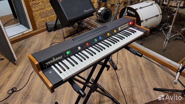 Аналоговый синтезатор Vermona Electropiano