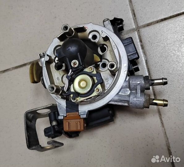 Моновпрыск VW Passat B3 / Golf 3 1.8