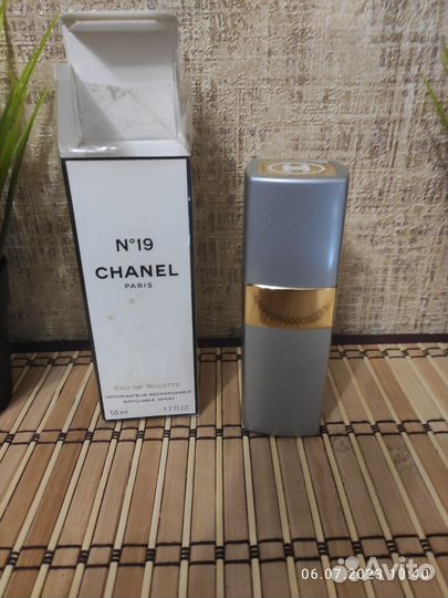 Chanel № 19