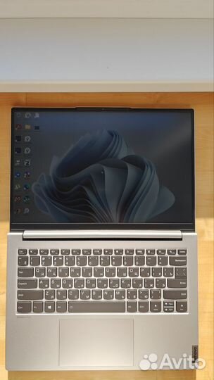 Lenovo yoga slim 7 pro