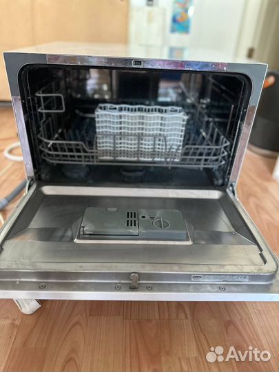 Посудомоечная машина DeLonghi Corallo DDW 07T